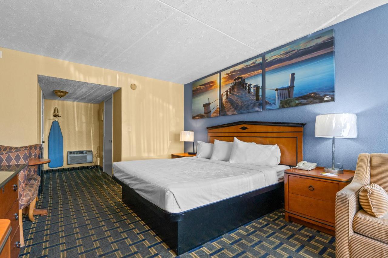 Days Inn By Wyndham Myrtle Beach-Grand Strand Exterior photo