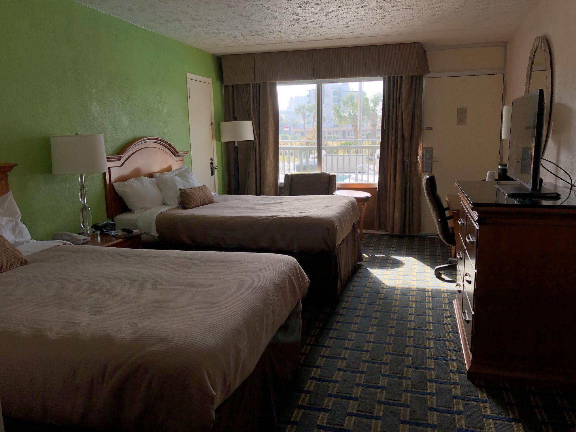 Days Inn By Wyndham Myrtle Beach-Grand Strand Exterior photo